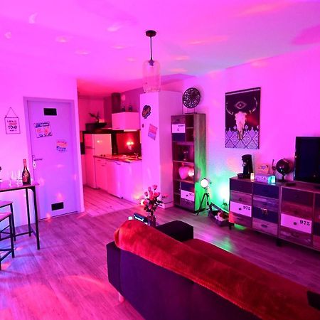 ביסקארוס Luxe Sauna Privatif Et Grand Bain Jacuzzi A Deux A Biscarosse Plage Pour Nuit Romantique Avec Decoration Led Et Bougies מראה חיצוני תמונה